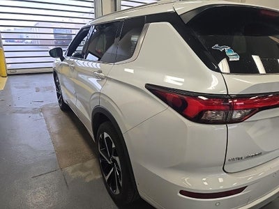 2022 Mitsubishi Outlander SEL