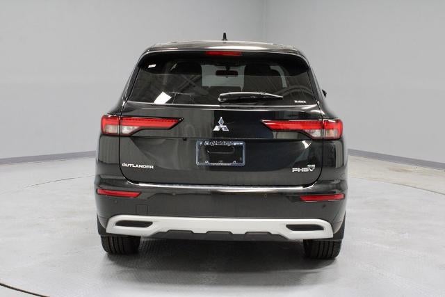 2023 Mitsubishi Outlander PHEV SE