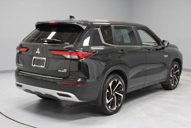 2023 Mitsubishi Outlander PHEV SE