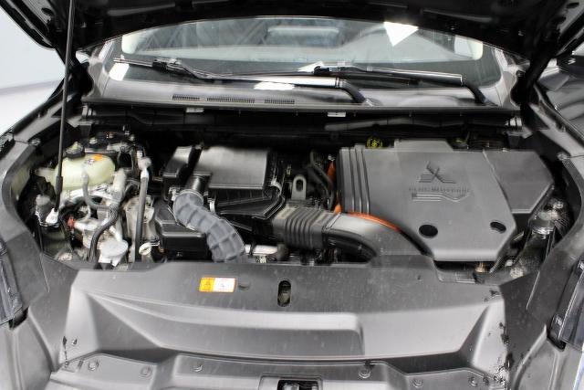 2023 Mitsubishi Outlander PHEV SE