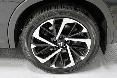 2023 Mitsubishi Outlander PHEV SE