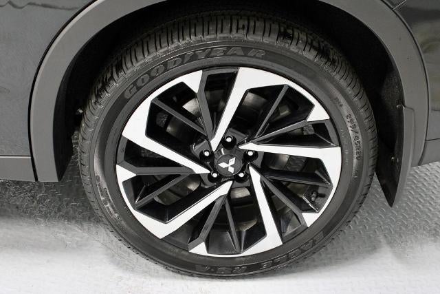 2023 Mitsubishi Outlander PHEV SE