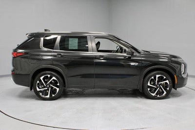 2023 Mitsubishi Outlander PHEV SE
