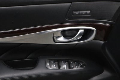 2017 INFINITI Q70 3.7X