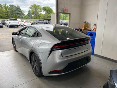2025 Toyota Prius LE