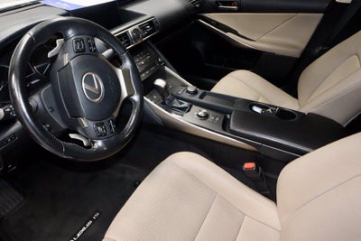 2019 Lexus IS 300 300