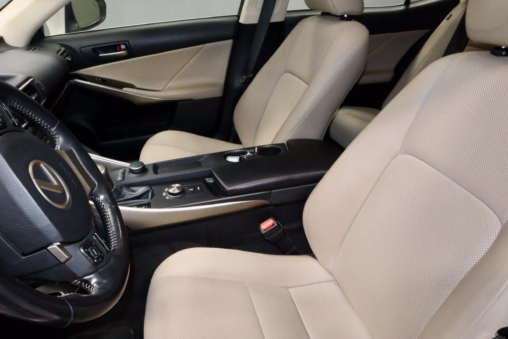 2019 Lexus IS 300 300