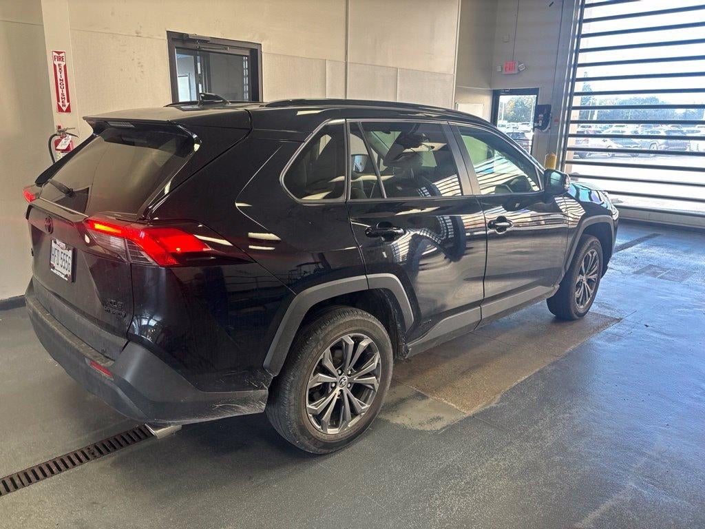 2022 Toyota RAV4 XLE Premium