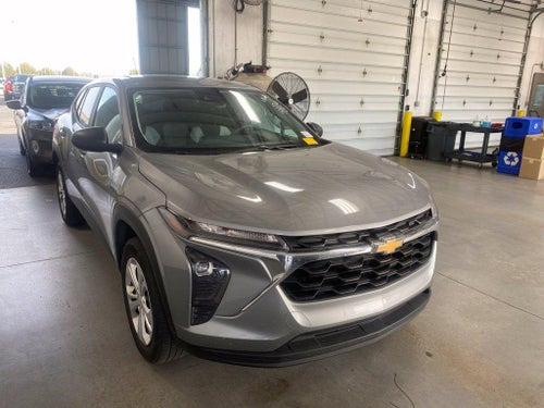 2025 Chevrolet Trax LS