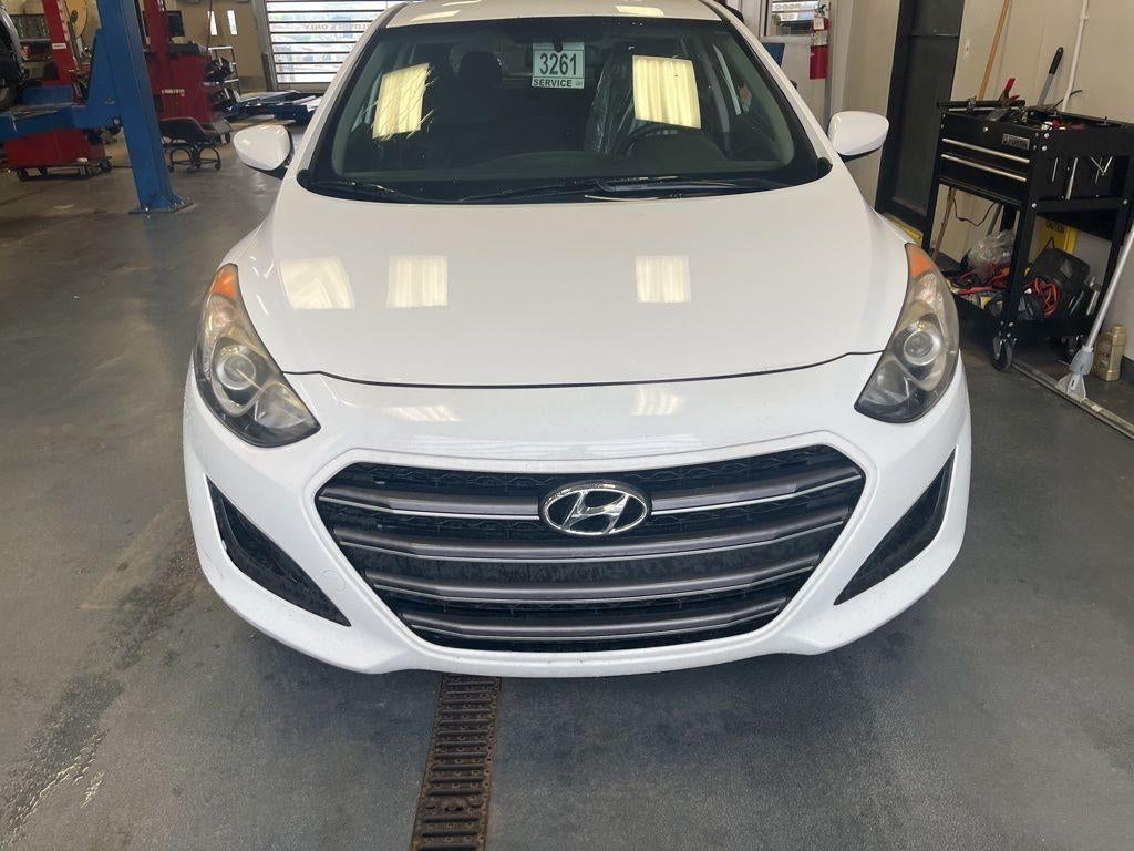 2017 Hyundai ELANTRA GT Base
