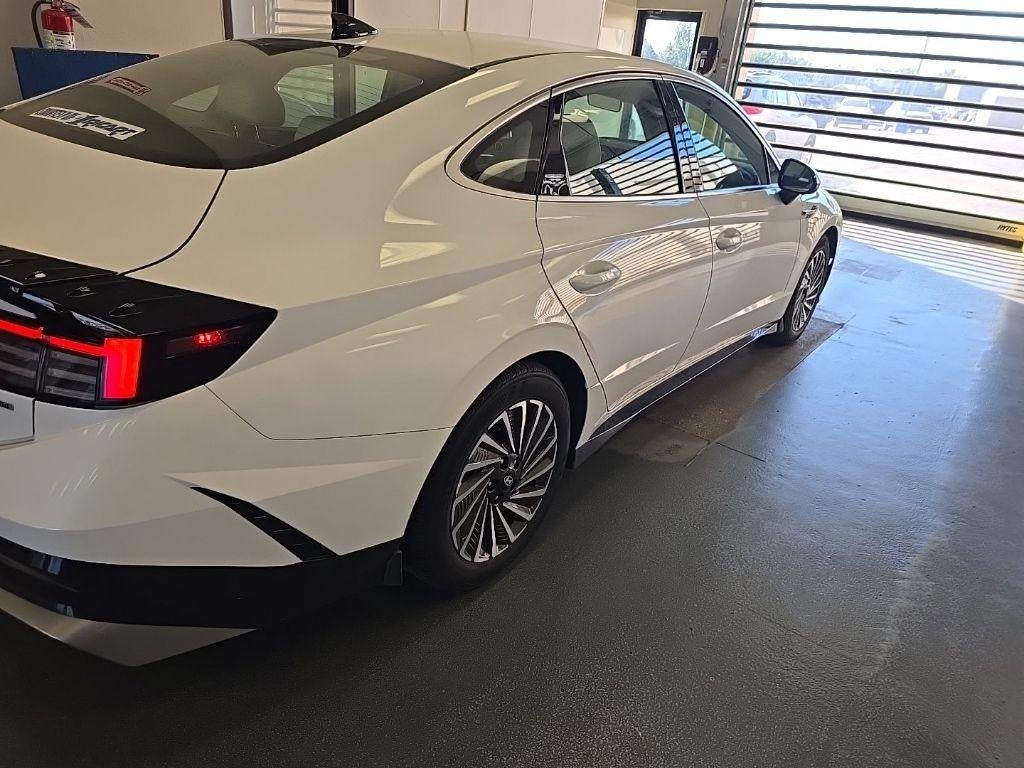 2025 Hyundai SONATA Hybrid SEL