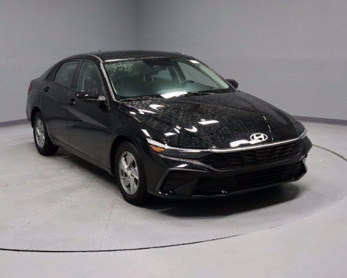 2024 Hyundai ELANTRA SE