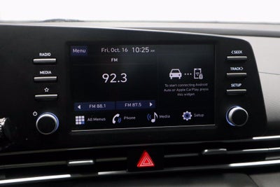 2024 Hyundai ELANTRA SE
