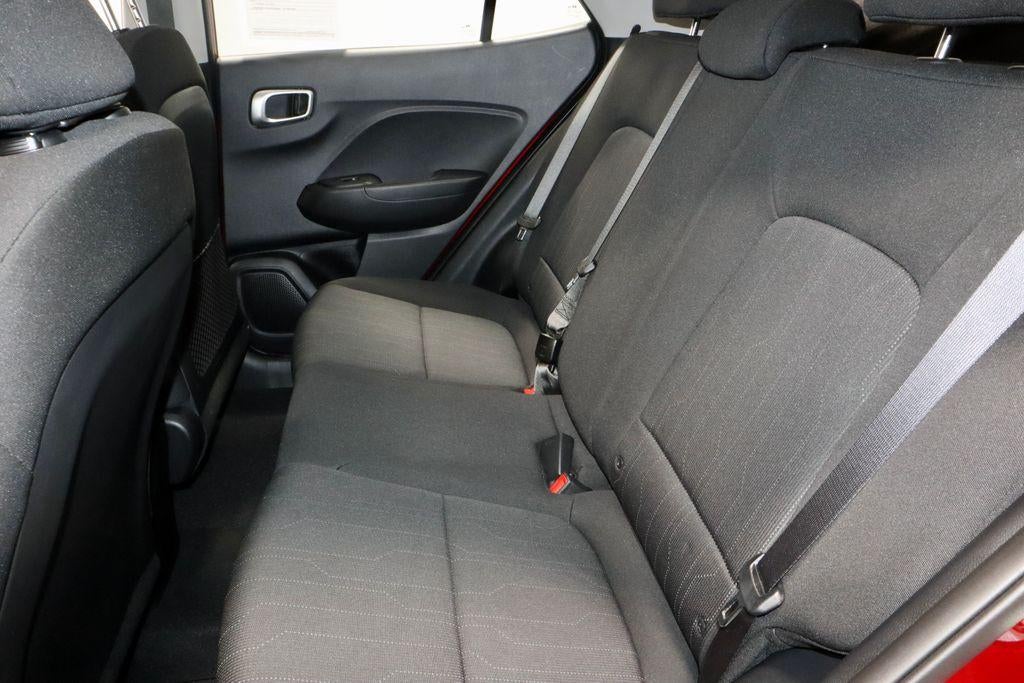 2025 Hyundai VENUE SE