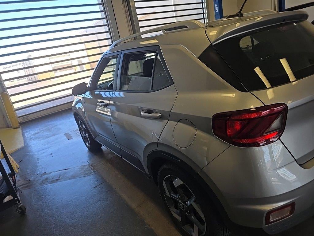 2024 Hyundai VENUE SEL