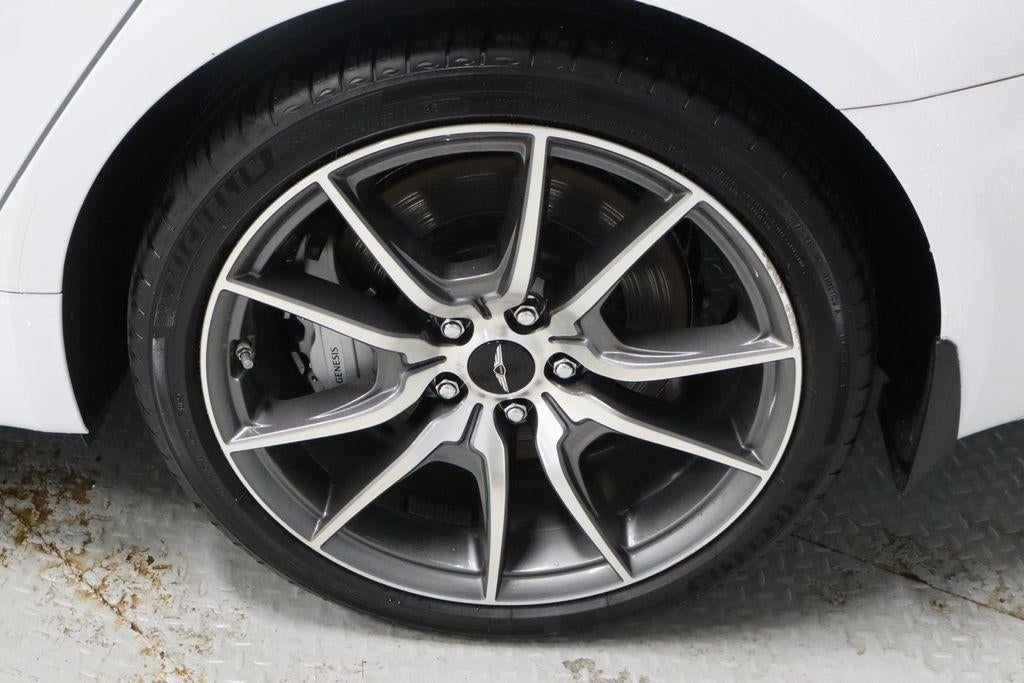 2024 Genesis G70 2.5T