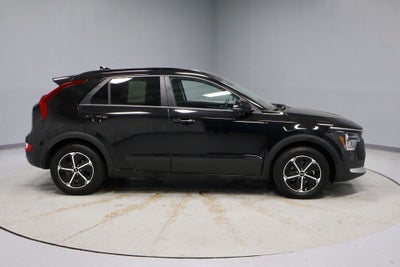 2023 Kia Niro LX