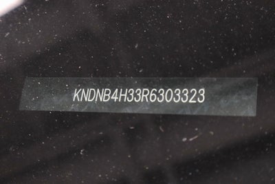 2024 Kia Carnival LX Seat Package