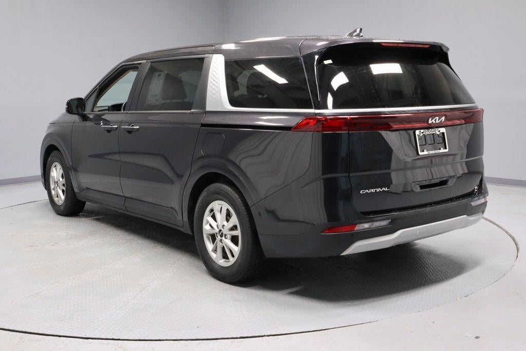 2024 Kia Carnival LX Seat Package
