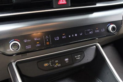 2025 Kia Carnival LXS
