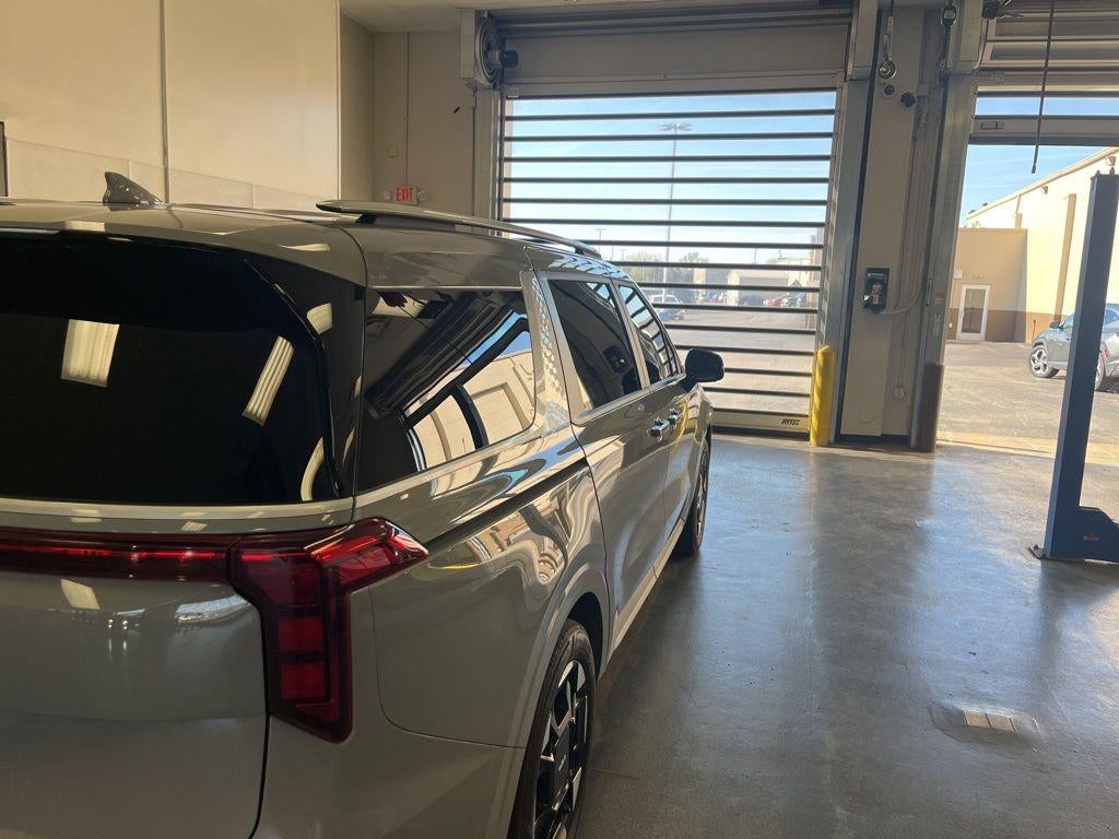 2025 Kia Carnival EX