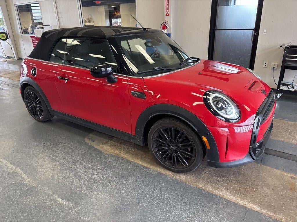 2023 MINI Cooper S Convertible Iconic