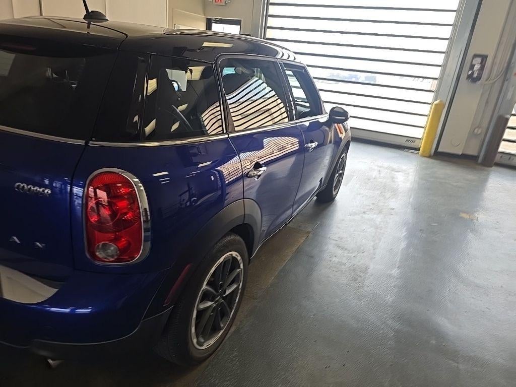 2016 MINI Cooper Countryman Base