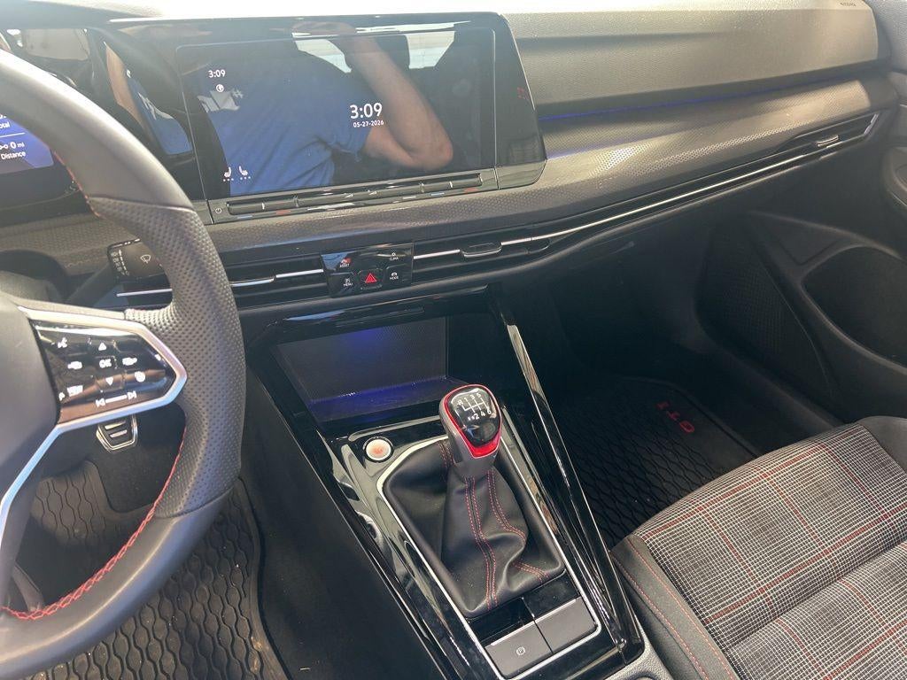 2024 Volkswagen Golf GTI SE