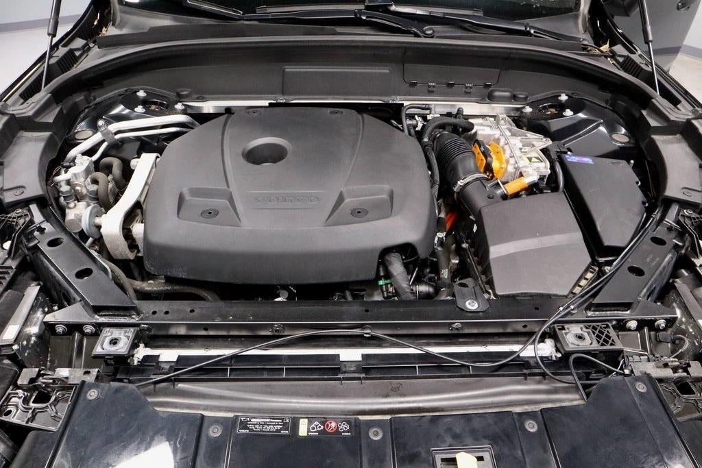 2024 Volvo XC60 Recharge Plug-In Hybrid T8 Plus Dark Theme