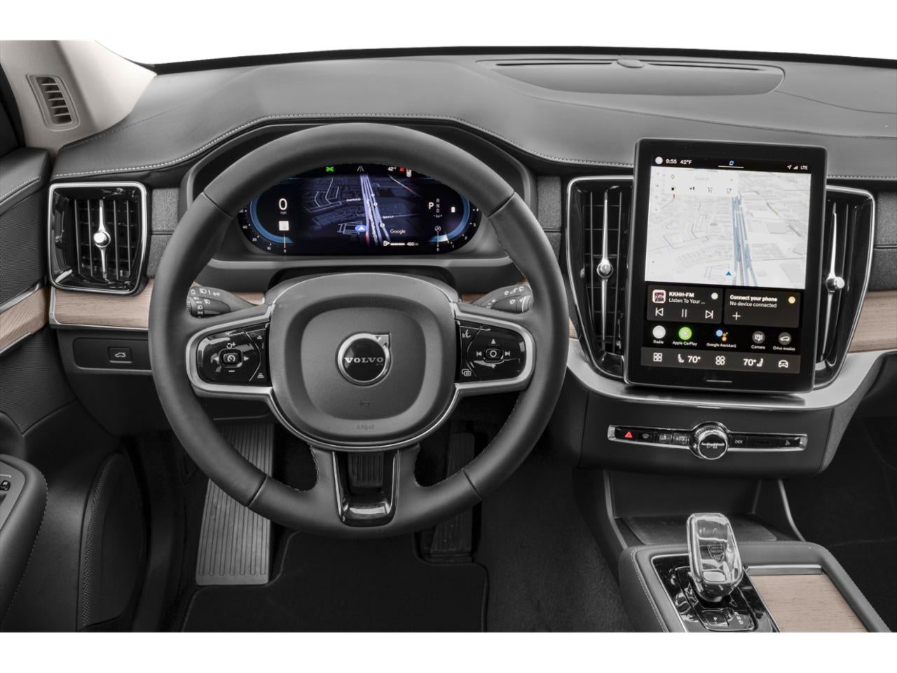 2025 Volvo XC90 B5 Plus